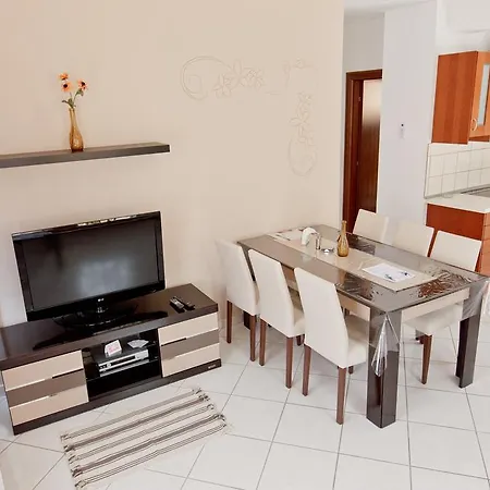 Fun & Sun Apartment
